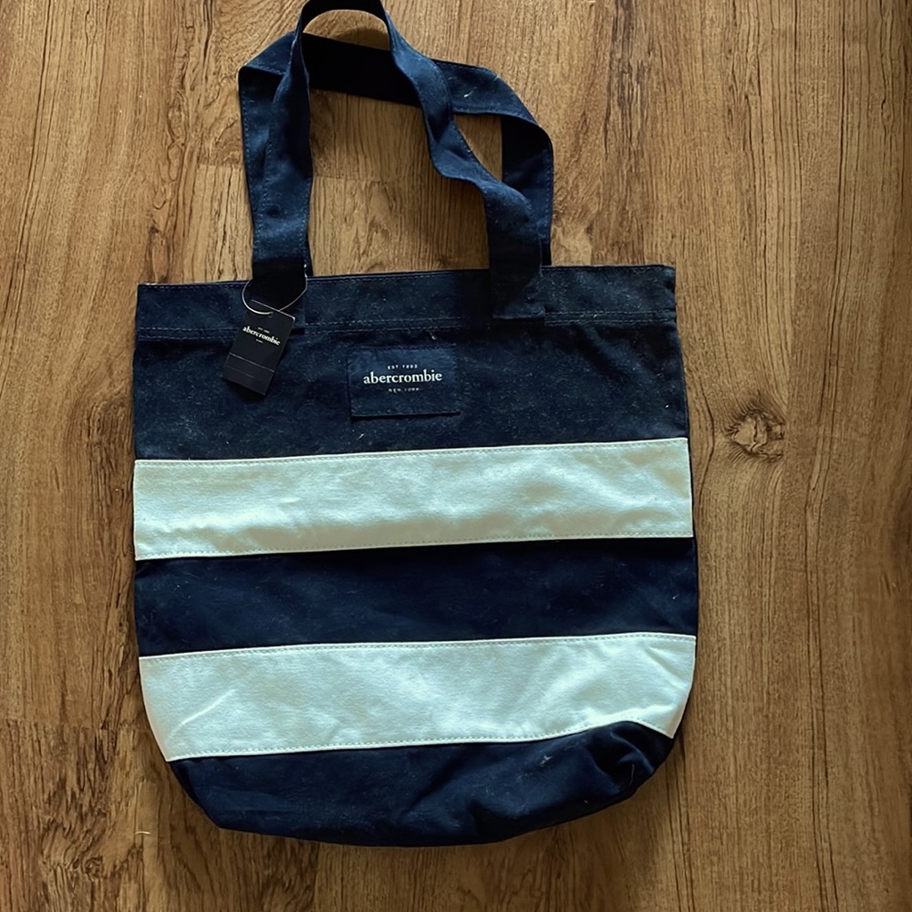 Abercrombie canvas tote bag, new with tags